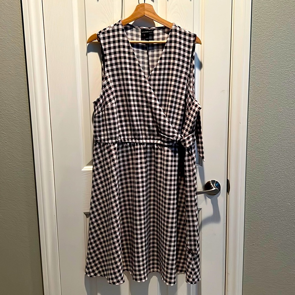 Lane Bryant Faux Wrap Dress Sleeveless Plaid Size 14/16